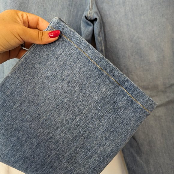 Gloria Vanderbilt Amanda Light Wash Denim Jeans Size 16 - Picture 3 of 13